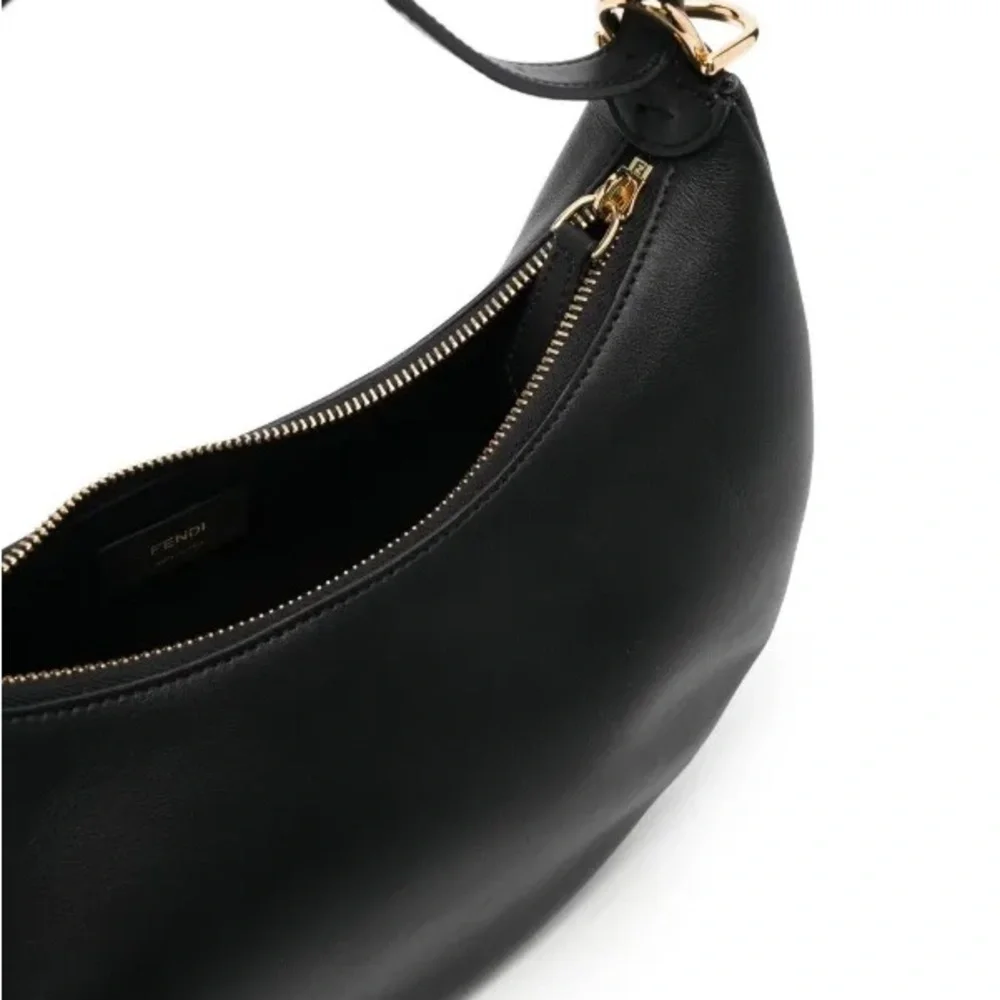 Chic Black Leather Hobo Bag - Picture 5 of 7